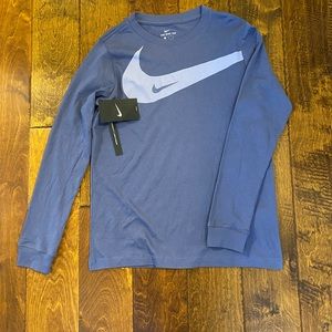 NWT Nike Swoosh Long sleeve T shirt Large (boys)